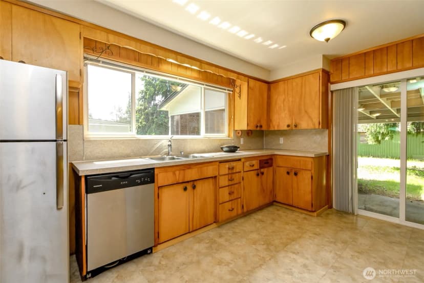 Property photo for 9410 355th Street S, Mc Kenna photo 12