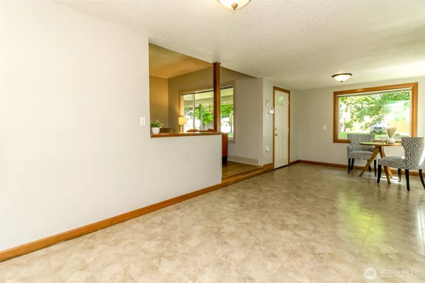 Property photo for 9410 355th Street S, Mc Kenna photo 7