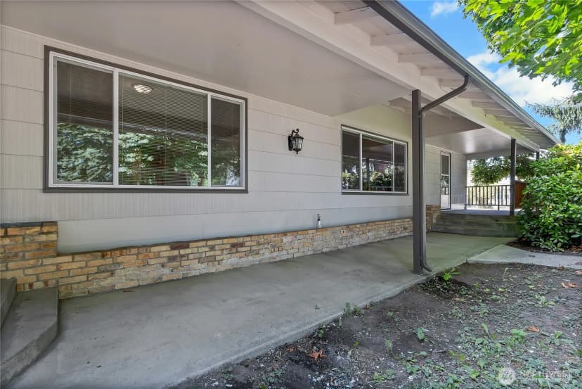 Property photo for 9410 355th Street S, Mc Kenna