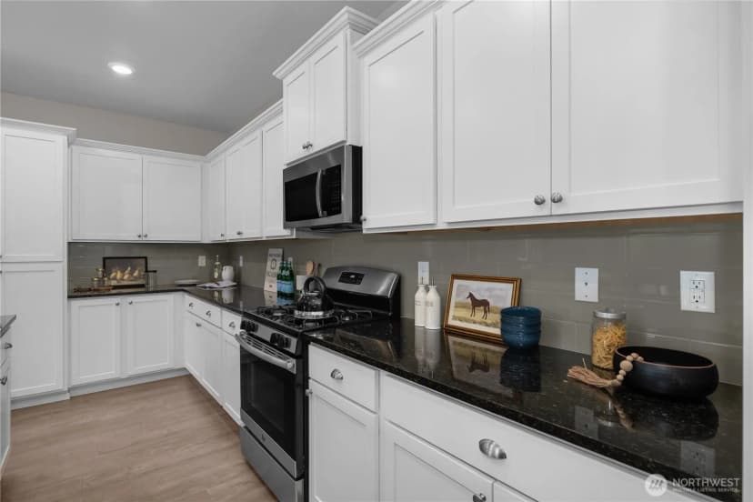 Property photo for 3119 Hanna Drive Ne, Lacey photo 9