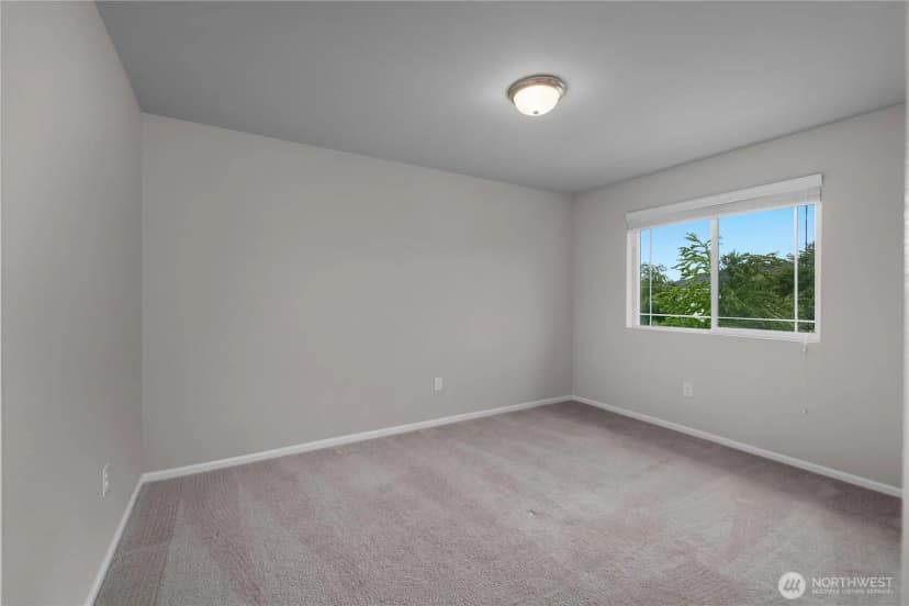 Property photo for 3119 Hanna Drive Ne, Lacey photo 16