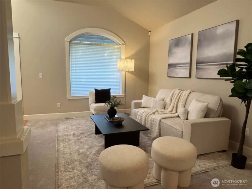 Property photo for 510 3rd Avenue N, Edmonds photo 11