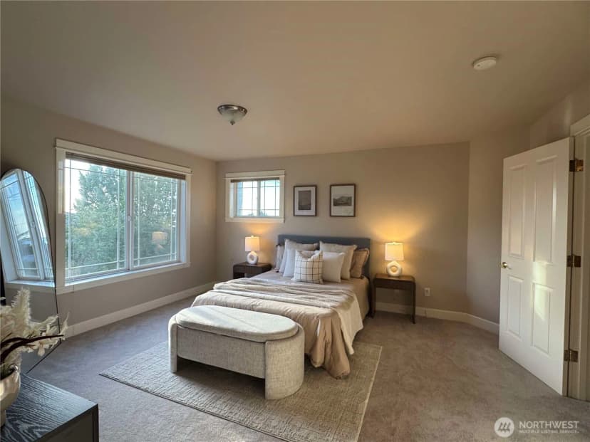 Property photo for 510 3rd Avenue N, Edmonds photo 23