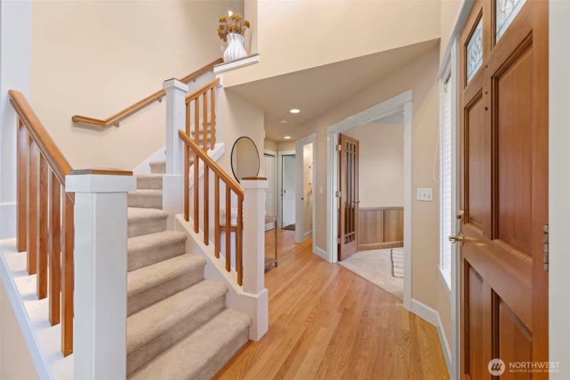 Property photo for 510 3rd Avenue N, Edmonds photo 9