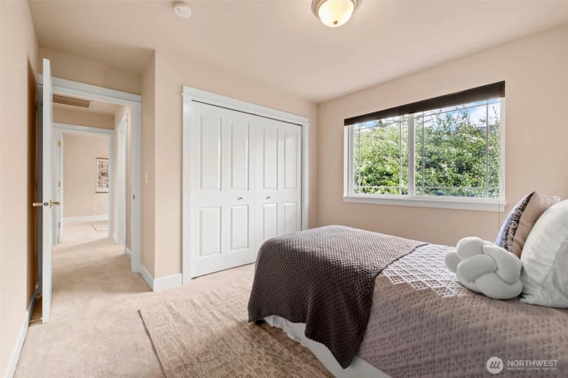 Property photo for 510 3rd Avenue N, Edmonds photo 30
