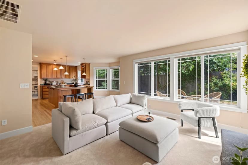 Property photo for 510 3rd Avenue N, Edmonds photo 19