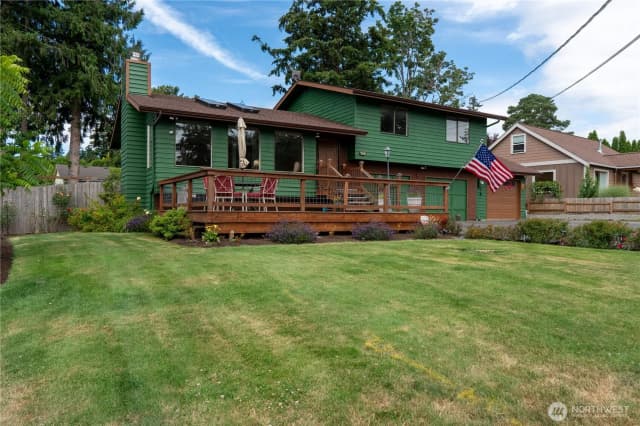 Property photo for 727 Poplar Drive, Bellingham