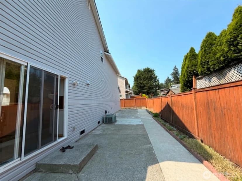 Property photo for 2821 206th Street Sw, Lynnwood photo 22