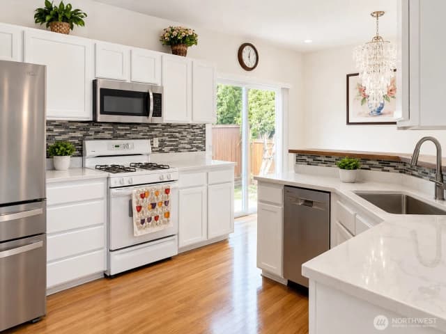 Property photo for 2821 206th Street Sw, Lynnwood photo 4