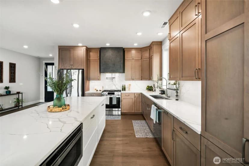 Property photo for 838 Autumn Crest Drive, Wenatchee photo 10