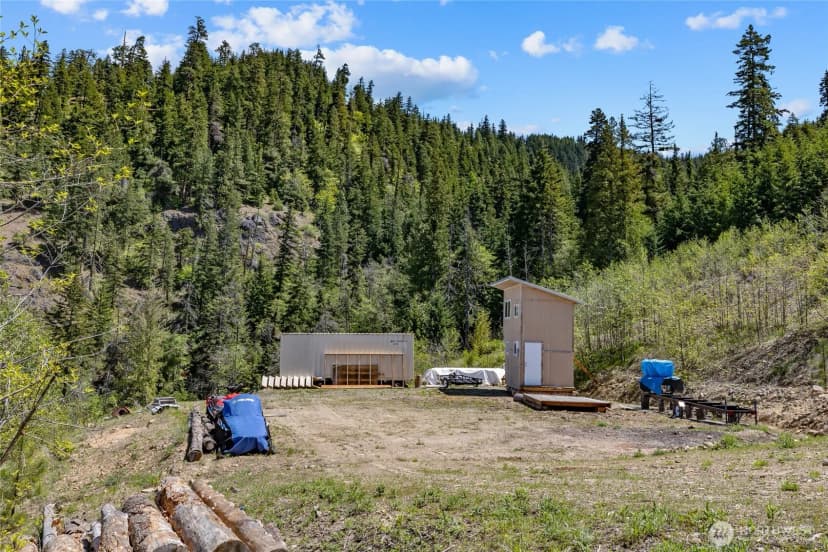 Property photo for 2000 Rocky Mountain Way, Cle Elum photo 11