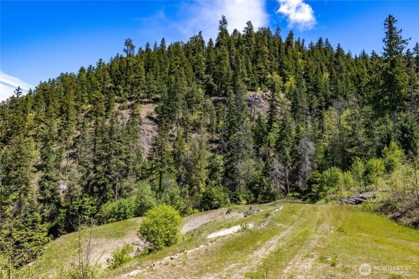 Property photo for 2000 Rocky Mountain Way, Cle Elum photo 12