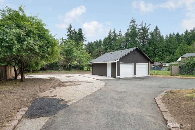 Property photo for 4720 224th Street Se, Bothell photo 24