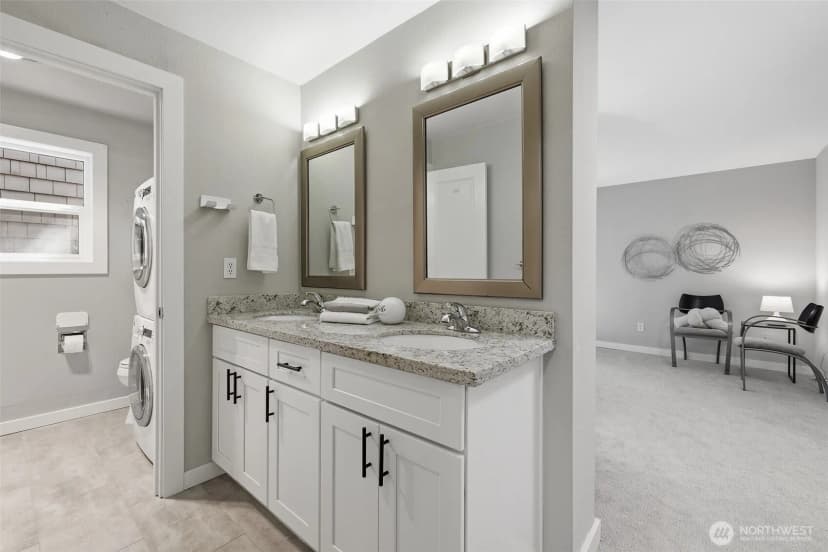 Property photo for 6858 139th Avenue Ne #705, Redmond photo 17