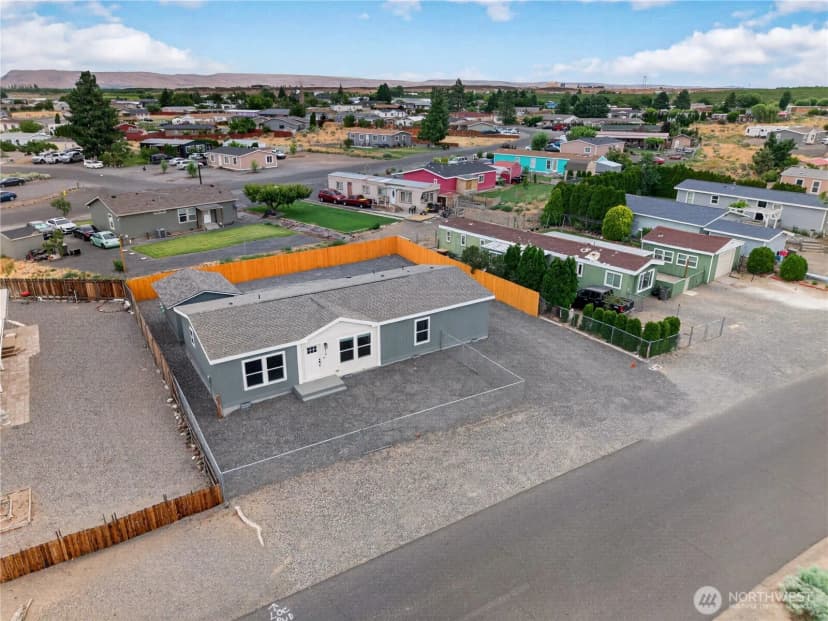 Property photo for 412 Sw Thunderbird Way, Mattawa photo 35