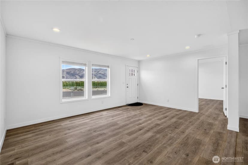 Property photo for 412 Sw Thunderbird Way, Mattawa photo 5