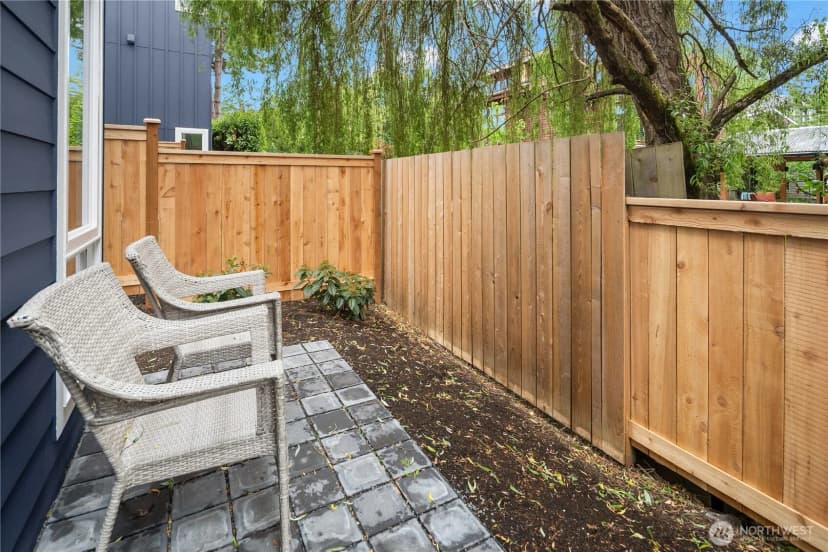 Property photo for 112 29th Avenue E, Seattle photo 17