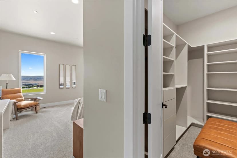 Property photo for 9604 Ridgeview Drive Nw, Quincy photo 8
