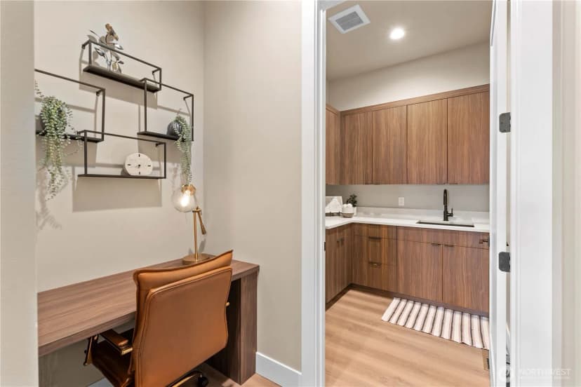 Property photo for 9604 Ridgeview Drive Nw, Quincy photo 13