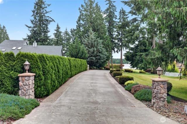 Property photo for 20208 Island Parkway East, Lake Tapps photo 3