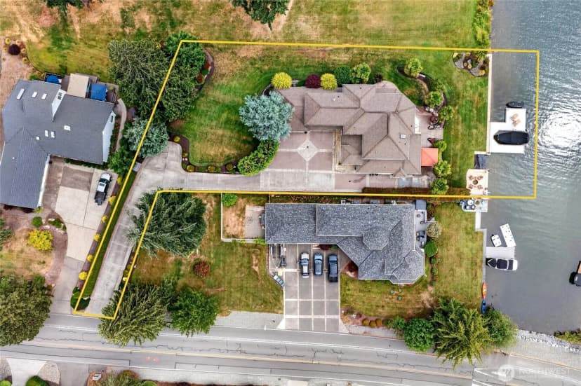 Property photo for 20208 Island Parkway East, Lake Tapps photo 5