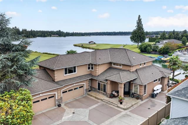 Property photo for 20208 Island Parkway East, Lake Tapps photo 4