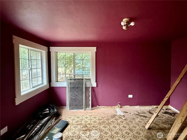 Property photo for 317 W Commercial Street, Dayton photo 5