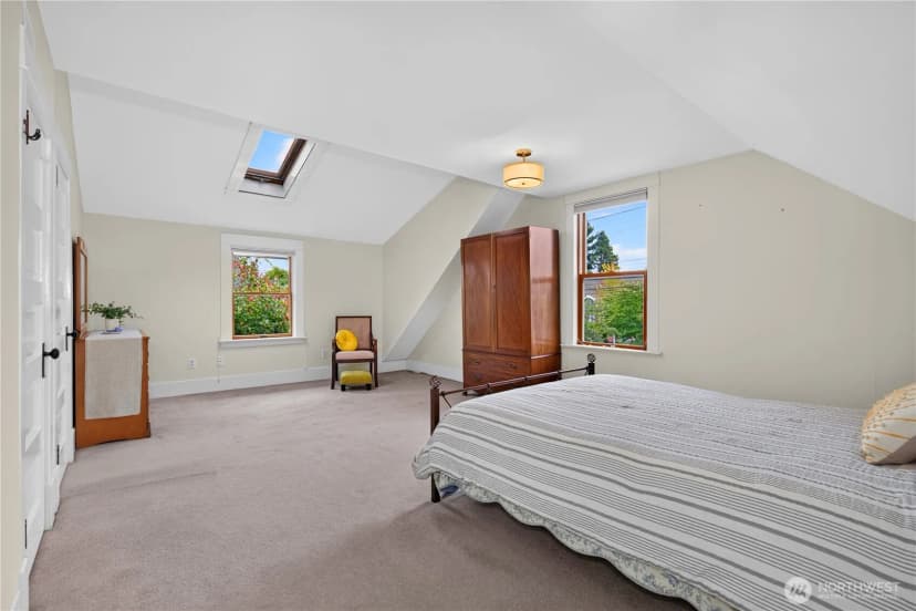 Property photo for 7337 Jones Avenue Nw, Seattle photo 16