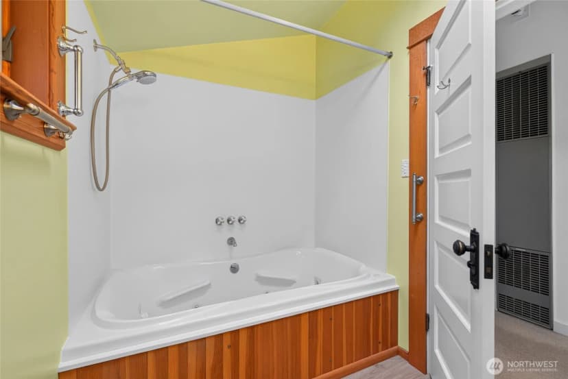 Property photo for 7337 Jones Avenue Nw, Seattle photo 20