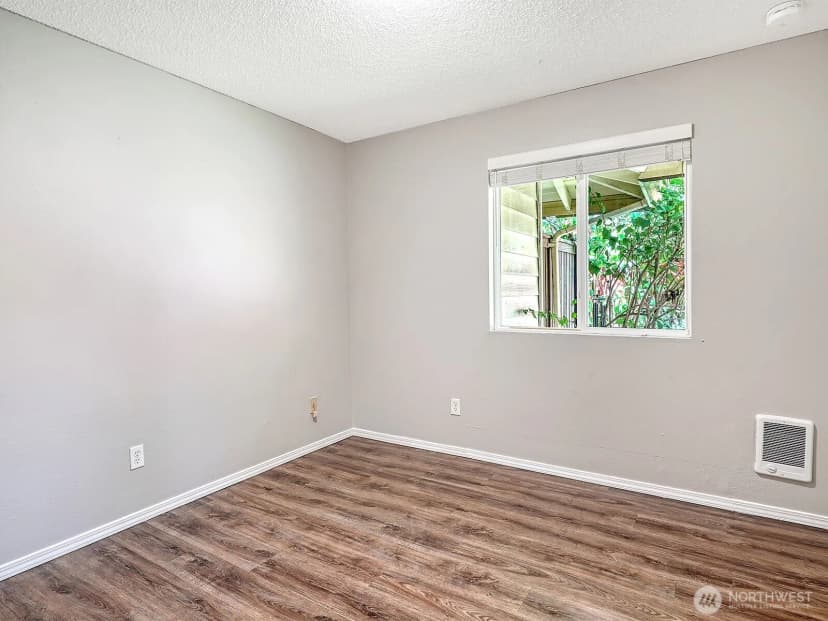 Property photo for 411 213th Place Sw #12a, Bothell photo 11