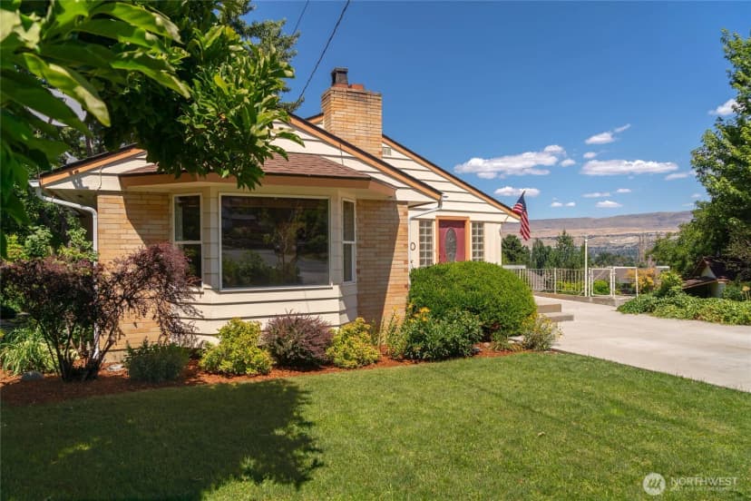 Property photo for 1310 Red Apple Road, Wenatchee photo 5