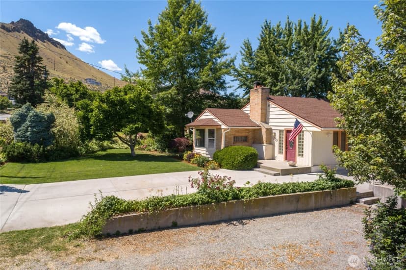 Property photo for 1310 Red Apple Road, Wenatchee photo 20