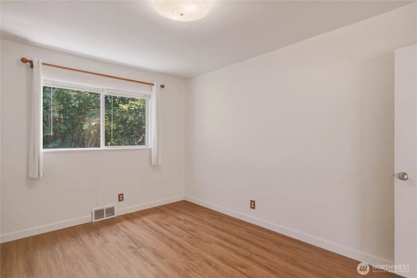 Property photo for 1310 Red Apple Road, Wenatchee photo 23