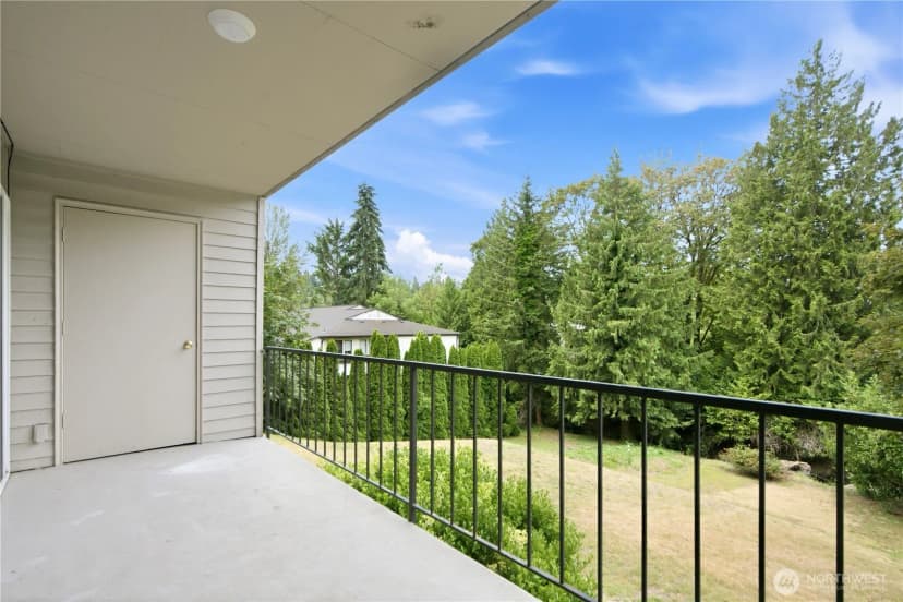 Property photo for 321 Bellevue Way Se #203, Bellevue photo 17