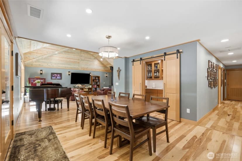 Property photo for 23813 121st Avenue Ne, Arlington photo 5