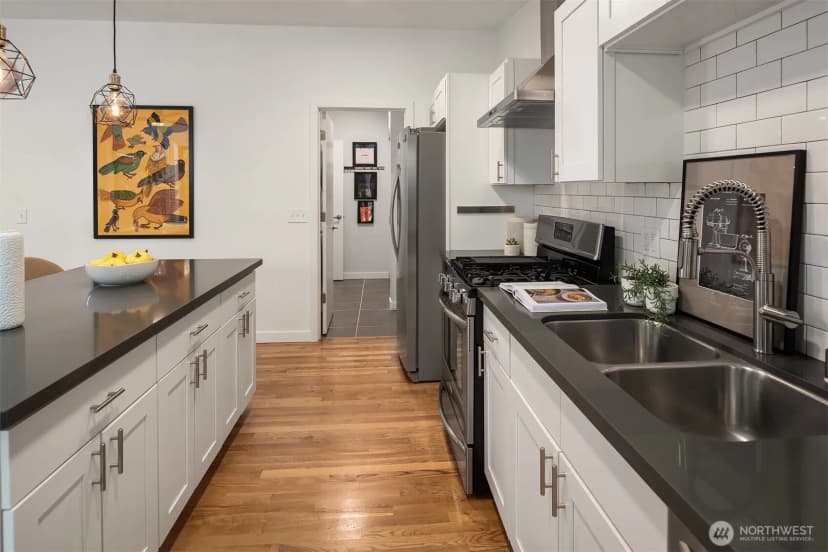 Property photo for 15634 Se 8th Street, Bellevue photo 23
