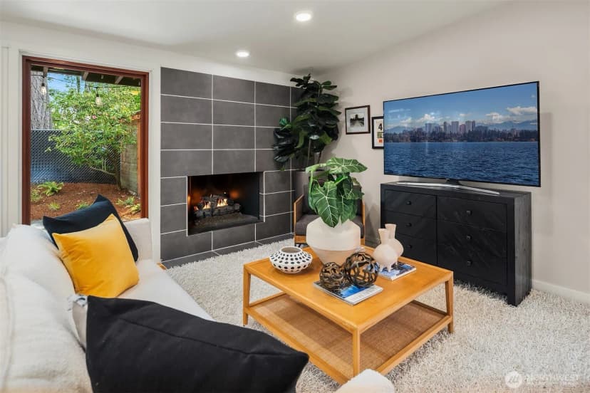Property photo for 15634 Se 8th Street, Bellevue photo 6