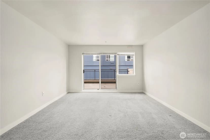 Property photo for 321 10th Avenue S #610, Seattle photo 12
