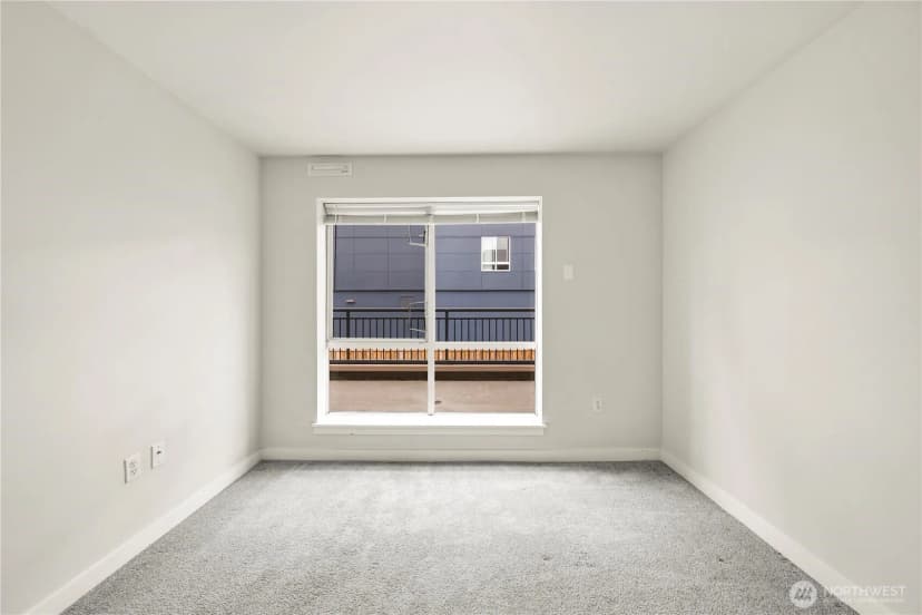 Property photo for 321 10th Avenue S #610, Seattle photo 22
