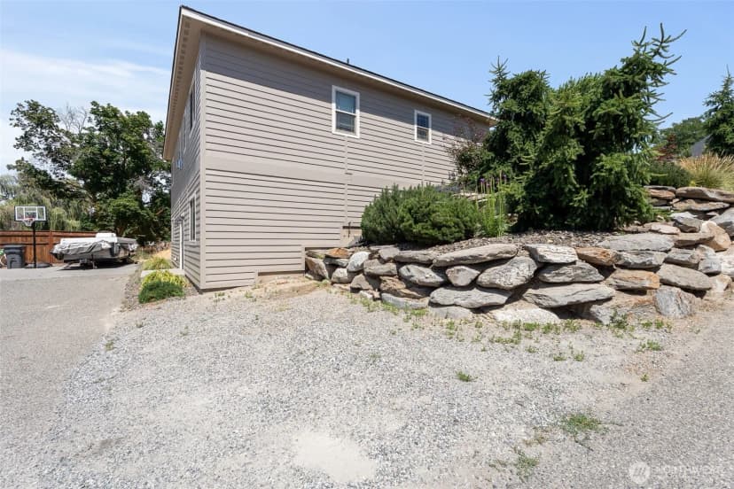 Property photo for 1541 N Anne Avenue, East Wenatchee photo 40
