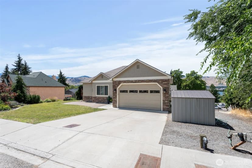Property photo for 1541 N Anne Avenue, East Wenatchee photo 38