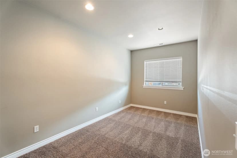 Property photo for 1541 N Anne Avenue, East Wenatchee photo 32