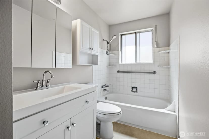 Property photo for 802 Oakcrest Drive Se, Lacey photo 21