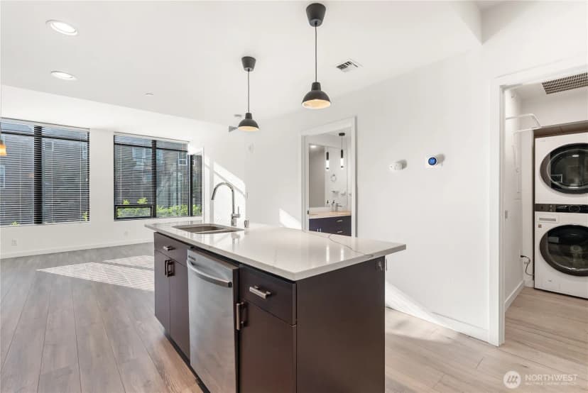 Property photo for 2716 Elliott Avenue #310, Seattle photo 10