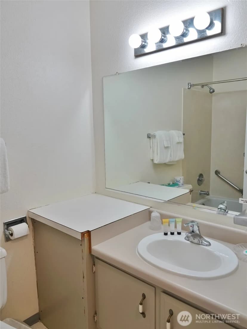 Property photo for 615 Ocean Shores Boulevard Nw #318, Ocean Shores photo 19