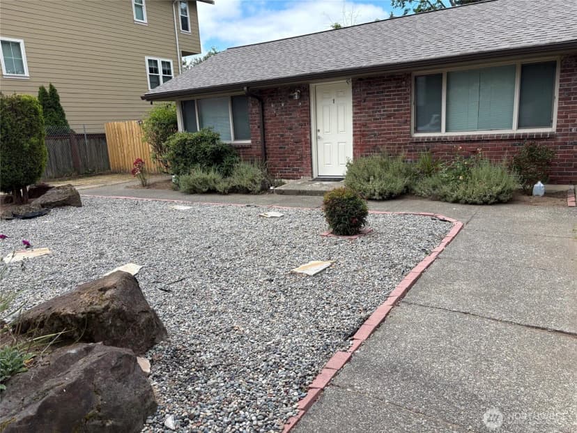 Property photo for 158 S 152nd Street, Burien photo 14