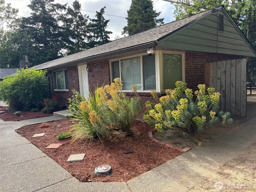 Property photo for 158 S 152nd Street, Burien photo 5