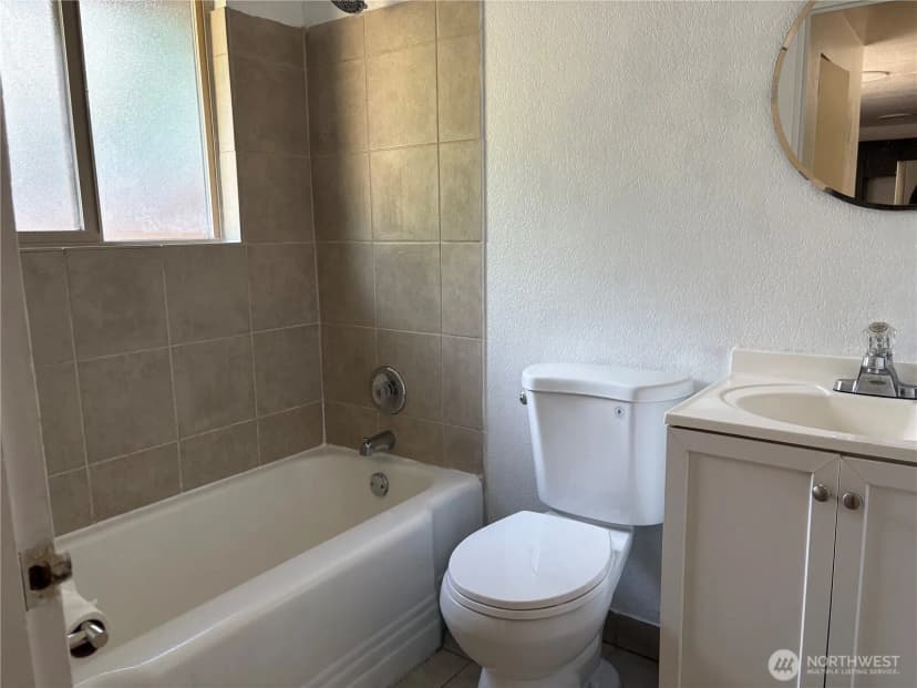 Property photo for 158 S 152nd Street, Burien photo 7