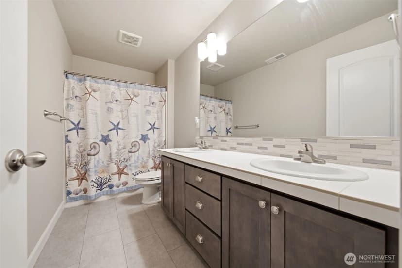 Property photo for 618 E Tanoak Avenue, La Center photo 31