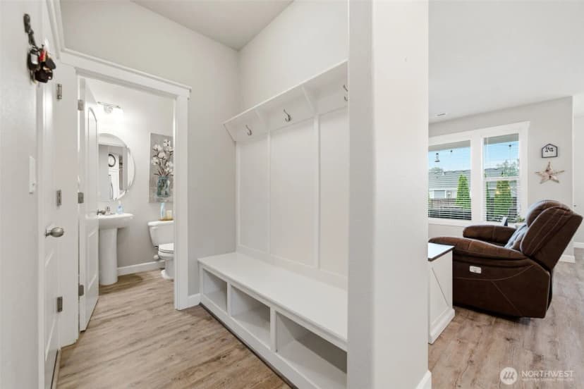 Property photo for 618 E Tanoak Avenue, La Center photo 18